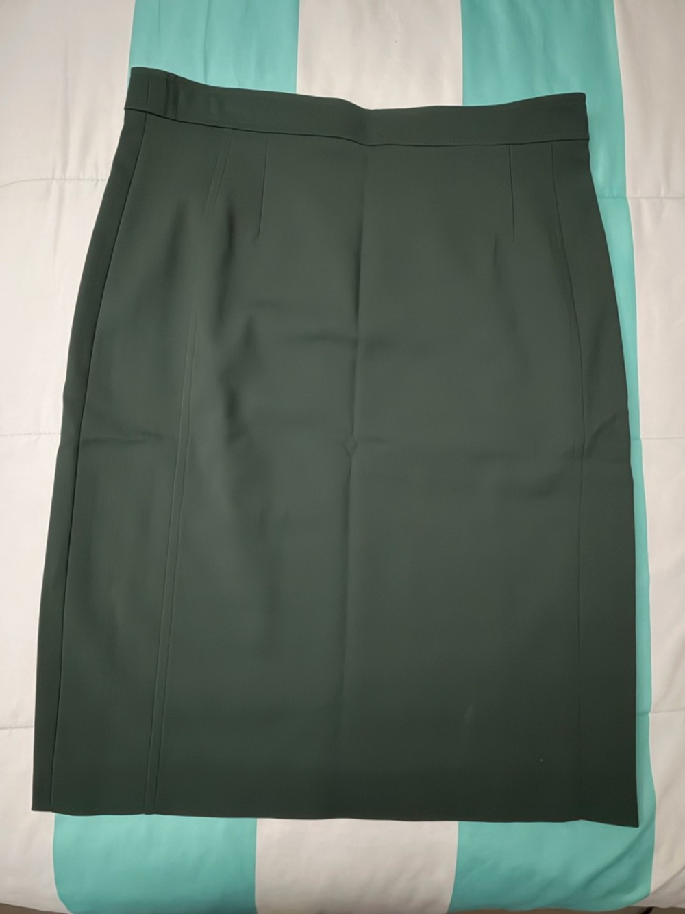Akris Punto Forest Green Tailored Pencil Skirt